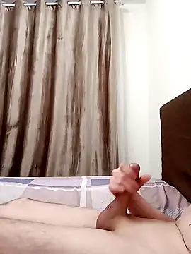 Snapshot of Grifon1973 chatting on February 1, 2:02 pm Grifon1973 online show from February 1, 2:02 pm