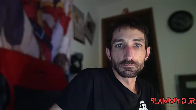 Snapshot of SlammyDjr chatting on December 2, 12:40 pm SlammyDjr online show from December 2, 12:40 pm