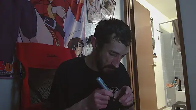 Snapshot of SlammyDjr chatting on December 24, 6:44 am SlammyDjr online show from December 24, 6:44 am