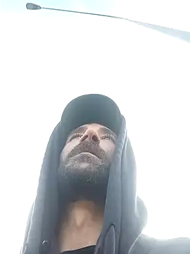 Snapshot of SlammyDjr chatting on January 23, 8:56 pm SlammyDjr online show from January 23, 8:56 pm