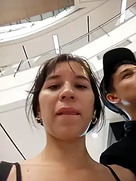 Snapshot of Dangerouspassion777 chatting on December 20, 7:39 pm Dangerouspassion777 online show from December 20, 7:39 pm