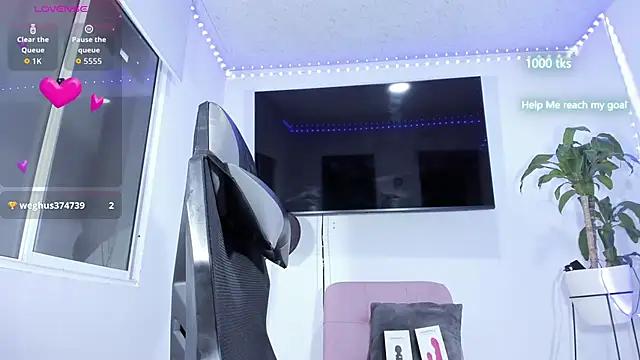 emily palmeer online show from November 25, 10:26 am