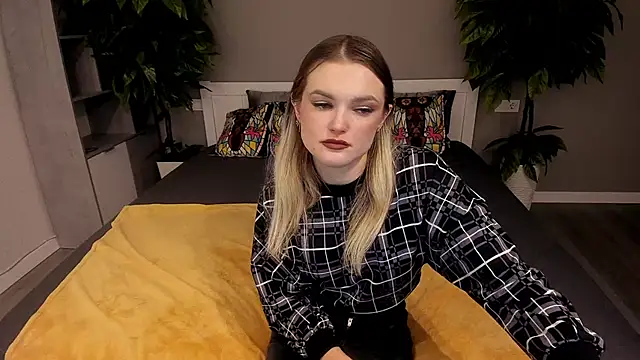 KateSly online show from November 27, 7:32 am