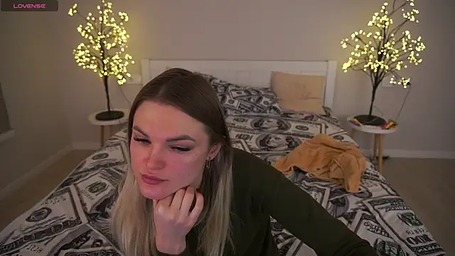 KateSly online show from November 28, 7:11 am