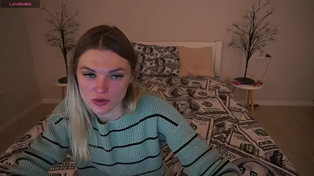 KateSly online show from December 1, 6:29 am