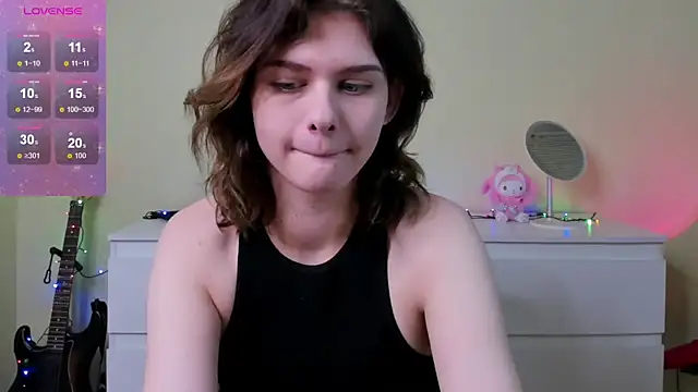 Snapshot of JulieTaylors chatting on February 15, 7:28 pm JulieTaylors online show from February 15, 7:28 pm