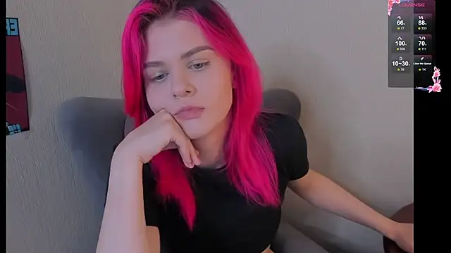 Snapshot of JulieTaylors chatting on November 17, 8:47 pm JulieTaylors online show from November 17, 8:47 pm