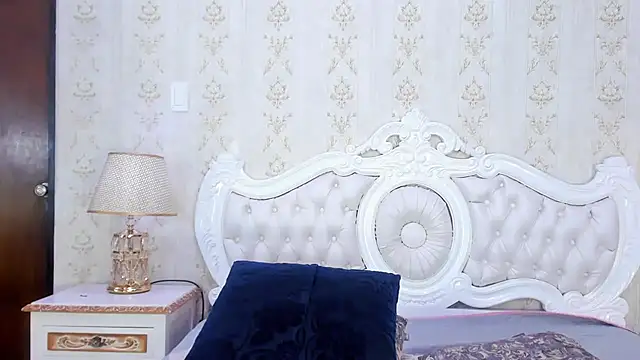 TiaraRosse online show from February 24, 4:58 pm