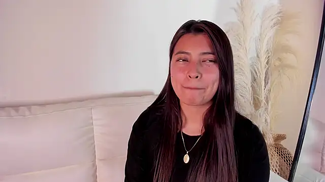 Rebeca Williams  online show from January 29, 1:58 am