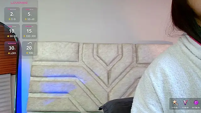 Rebeca Williams  online show from March 7, 12:37 am