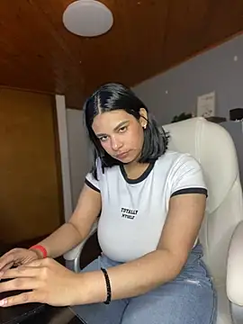 Isabella boobd online show from January 3, 1:03 pm