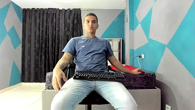 simookeler online show from February 10, 3:57 am