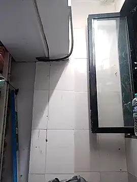 heartless  95 online show from March 4, 4:09 pm