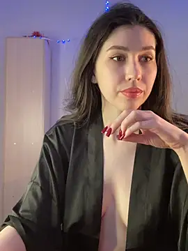 LushLuna online show from December 22, 5:53 pm