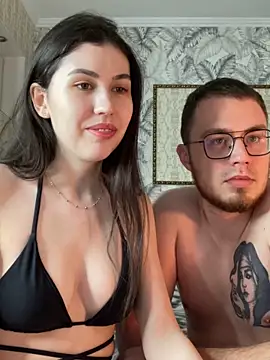 LushLuna online show from January 15, 5:15 pm