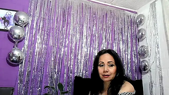 Snapshot of Zara47sweet chatting on January 18, 2:25 am Zara47sweet online show from January 18, 2:25 am