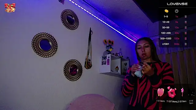 Snapshot of Soffy-brooks chatting on December 21, 6:52 am Soffy-brooks online show from December 21, 6:52 am