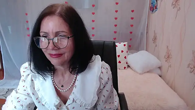 OlgaHottie online show from March 14, 2:31 am