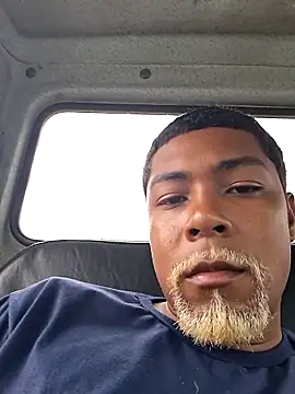 Snapshot of Pr3To021 chatting on September 25, 2:43 pm Pr3To021 online show from September 25, 2:43 pm