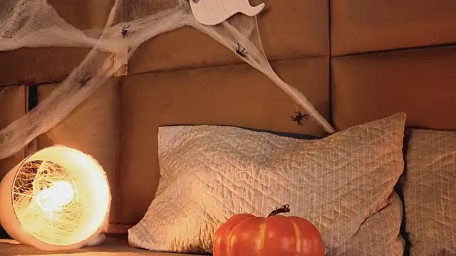 angelinepossy online show from October 29, 10:00 pm