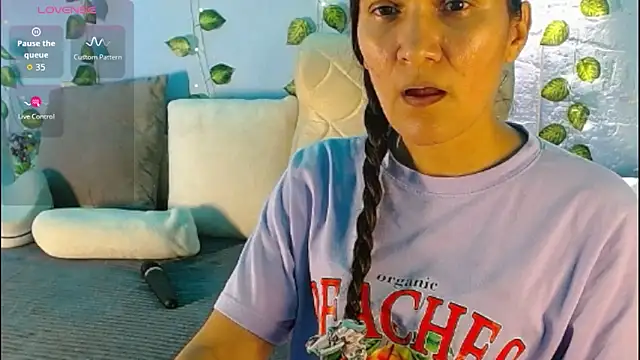 venus swet  online show from October 20, 12:44 am