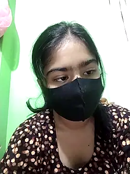 Arisha- online show from February 10, 2:26 pm