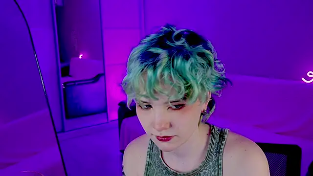 School Love online show from January 23, 1:13 pm