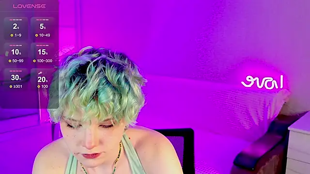 School Love online show from January 26, 1:04 pm