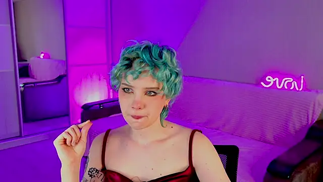 School Love online show from February 20, 1:08 pm