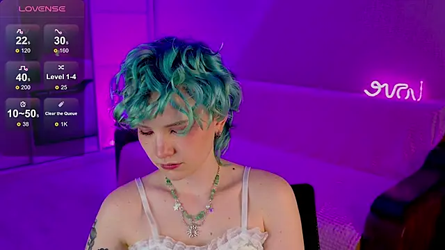 School Love online show from February 21, 4:16 pm