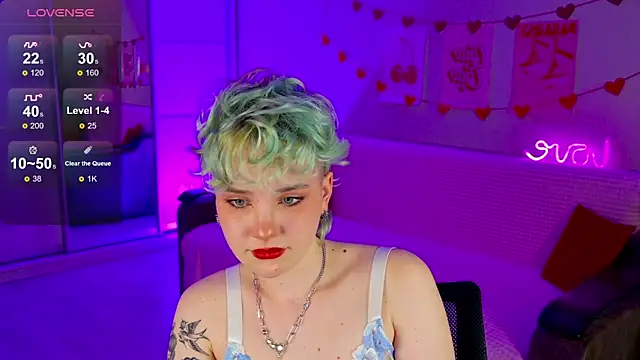 School Love online show from March 20, 4:09 pm