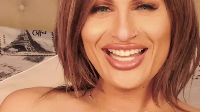 xprettysmilex online show from December 24, 12:11 am