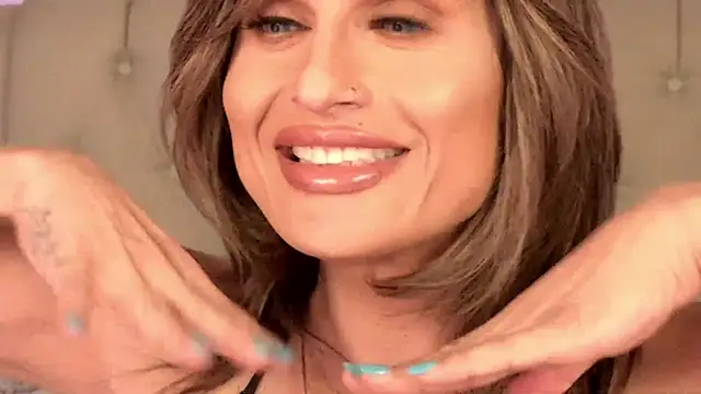 xprettysmilex online show from January 15, 9:09 pm