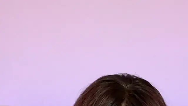 xprettysmilex online show from February 12, 2:03 am