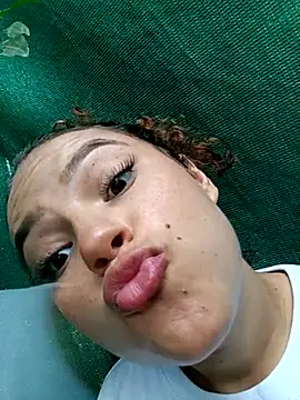 Mommy-Hot online show from February 22, 7:36 pm