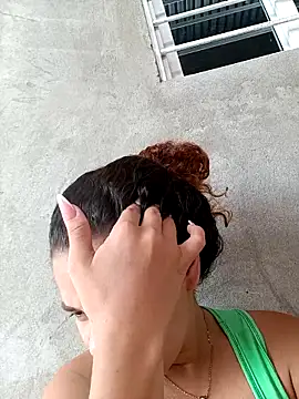 Mommy-Hot online show from March 11, 6:30 pm