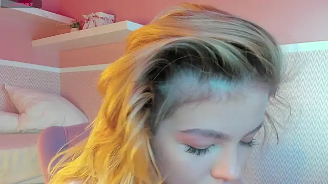 Snapshot of Anna_Robinson chatting on January 13, 1:13 am Anna Robinson online show from January 13, 1:13 am