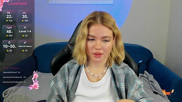 Snapshot of Anna_Robinson chatting on March 15, 7:31 am Anna Robinson online show from March 15, 7:31 am