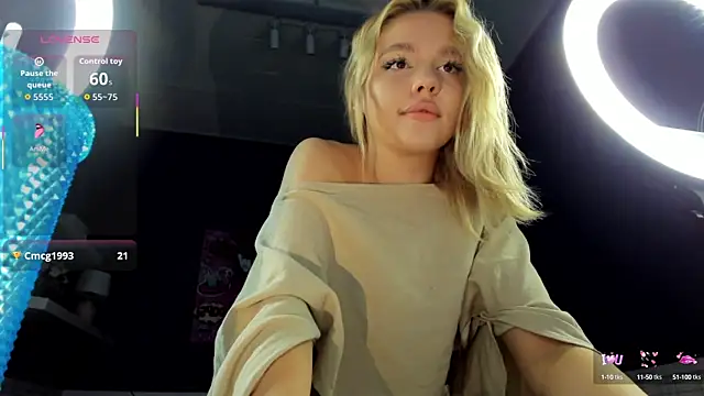 Snapshot of Anna_Robinson chatting on September 11, 1:28 am Anna Robinson online show from September 11, 1:28 am