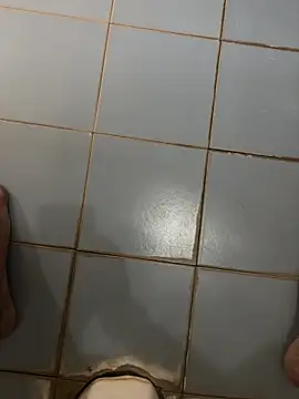 Snapshot of A-mira chatting on March 7, 7:41 am A-mira online show from March 7, 7:41 am