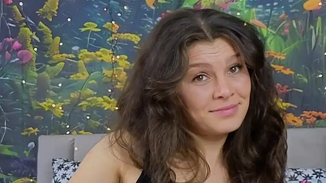 MadameDeFeu online show from March 1, 11:17 am