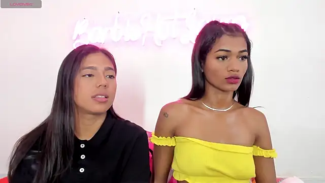 Snapshot of BarbieHotLaura chatting on March 13, 6:23 pm BarbieHotLaura online show from March 13, 6:23 pm