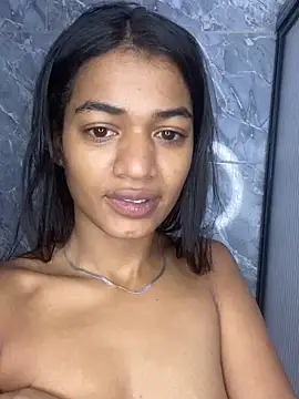 Snapshot of BarbieHotLaura chatting on November 4, 6:51 pm BarbieHotLaura online show from November 4, 6:51 pm