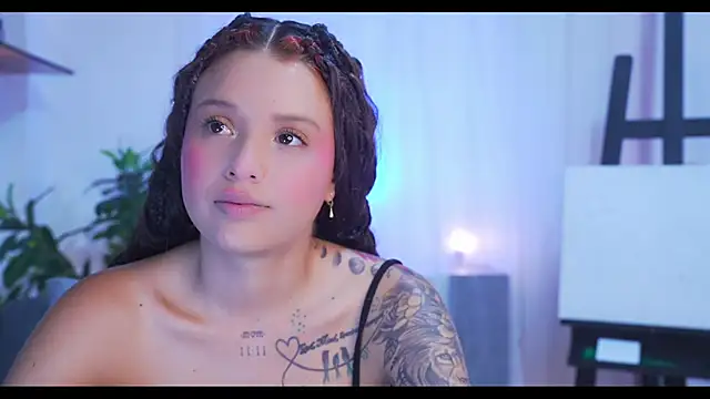 LorenRosse online show from February 8, 11:55 pm