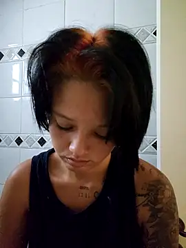 LorenRosse online show from September 28, 6:19 am