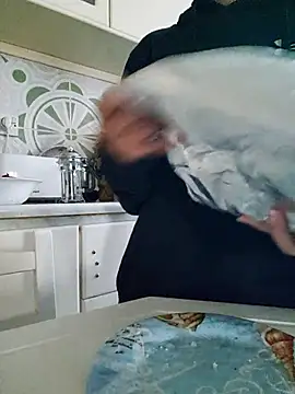 LorenRosse online show from October 17, 4:26 am