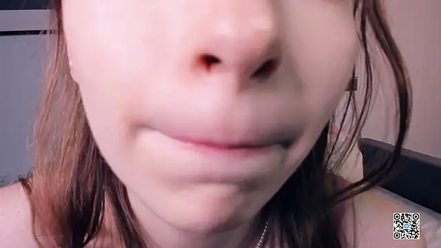 PollyBeev online show from September 12, 7:30 am