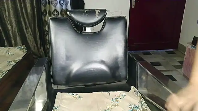 aarushi sharmaa online show from October 15, 5:07 am