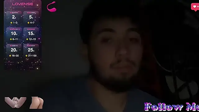 Snapshot of hornycollegestudenthung chatting on December 4, 3:04 am hornycollegestudenthung online show from December 4, 3:04 am