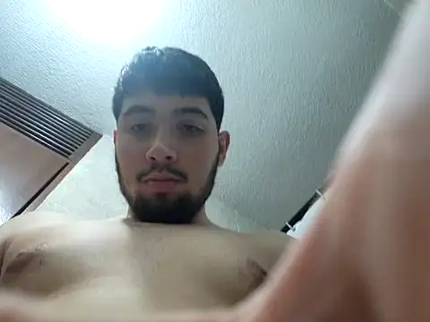 Snapshot of hornycollegestudenthung chatting on January 11, 12:33 am hornycollegestudenthung online show from January 11, 12:33 am